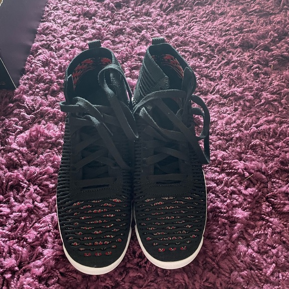 NIB Nike air Jordan’s flyknit 23s youth size 6 women’s size 7.5 black and red - Picture 7 of 15